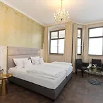 Lodner Drei Mohren Hotel 3*