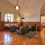 Lodner Drei Mohren Hotel 3*
