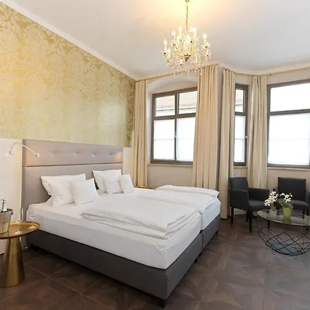 Lodner Drei Mohren Hotel 3*